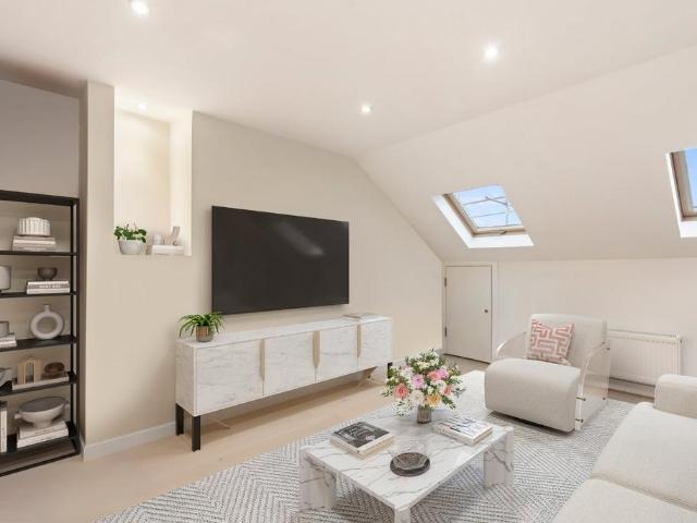 Flat for sale in Fulham, Greater London