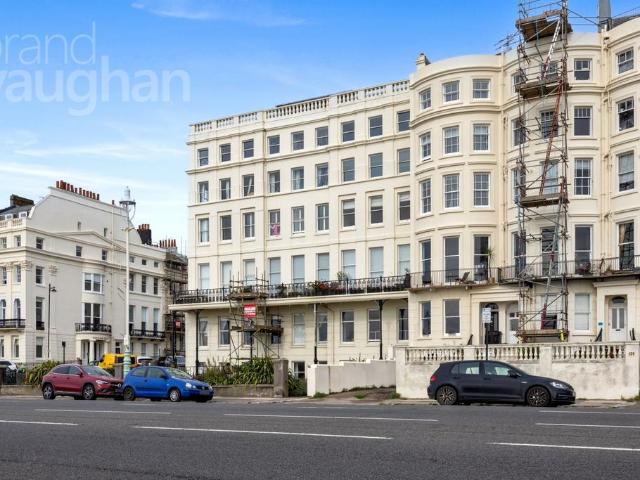 Flat for sale in Kemptown, Brighton & Hove