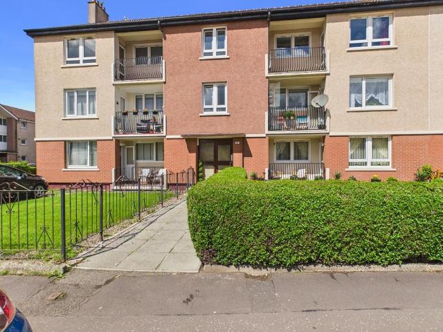 Flat for sale in Garscadden, Scotland
