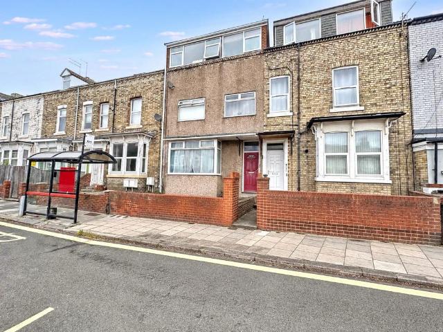 Flat for sale in Whitley Bay, North Tyneside