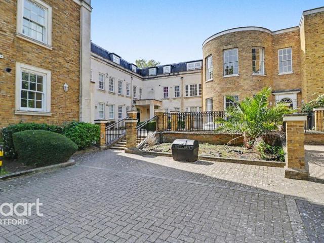 Flat for sale in Brooklands, Monks Orchard