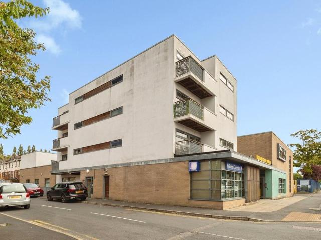 Flat for sale in Georgia, Greater Manchester