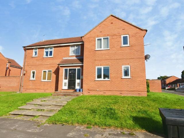 Flat for sale in Strensall, York