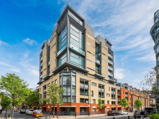 Flat for sale in East Marylebone, Mayfair