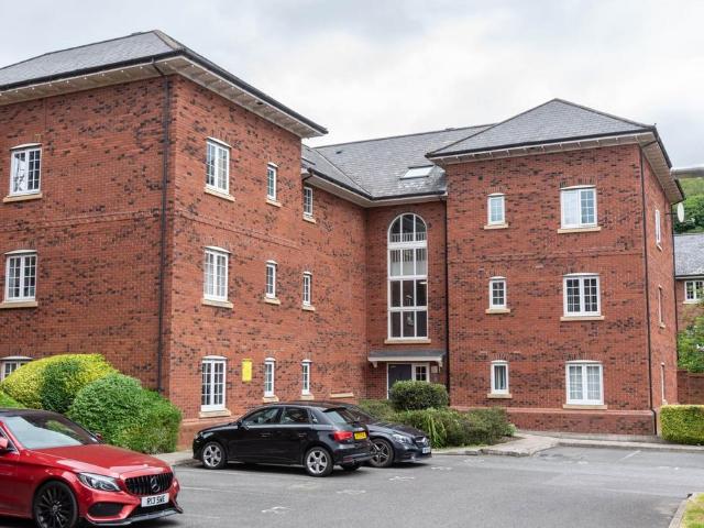 Flat for sale in Prestolee, Lee Bank