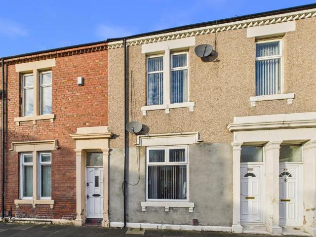 Flat for sale in Chirton, North Shields