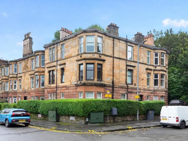 Flat for sale in Ibroxholm, Glasgow