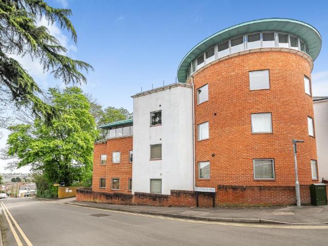 Flat for sale in Reading West, Reading