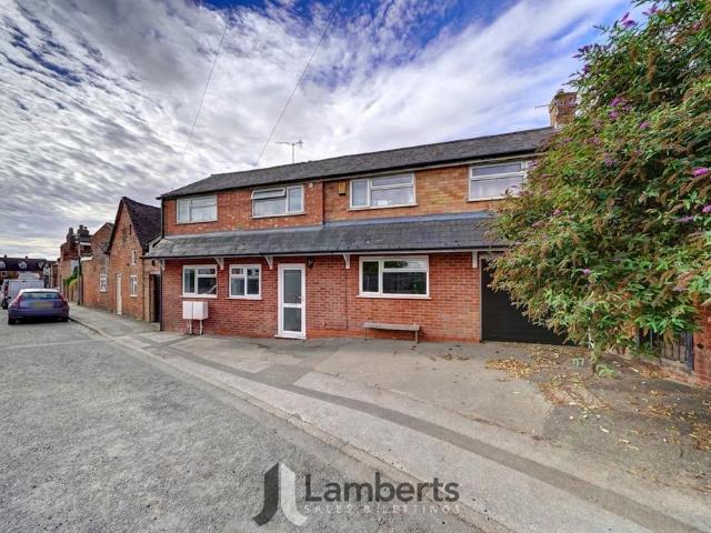 Flat for sale in Hampton, Crookhill