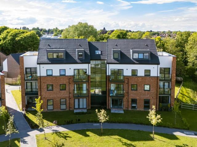 Flat for sale in High Field, York