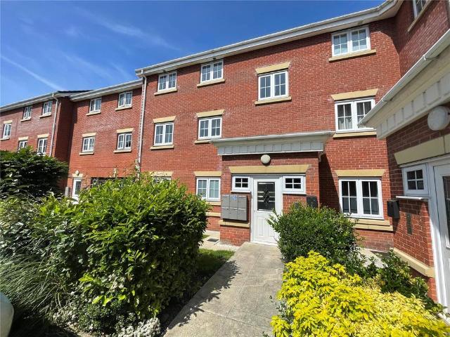 Flat for sale in Brownedge, Firbank