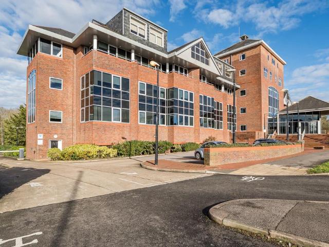 Flat for sale in Bellfields, Westborough