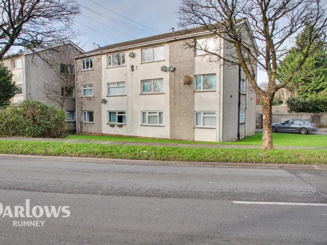 Flat for sale in Falcon Lodge, Wales