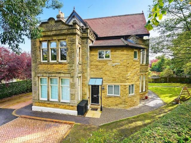 Flat for sale in Oatlands, Harrogate