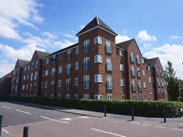 Flat for sale in Thorpe, West Yorkshire