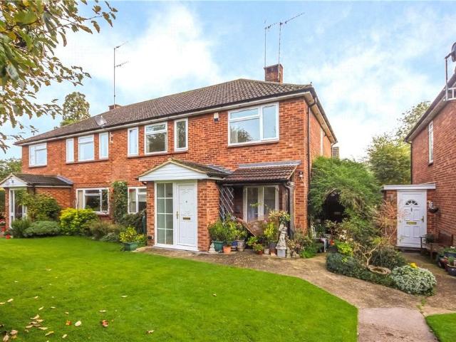 Flat for sale in Redbourn, St Albans