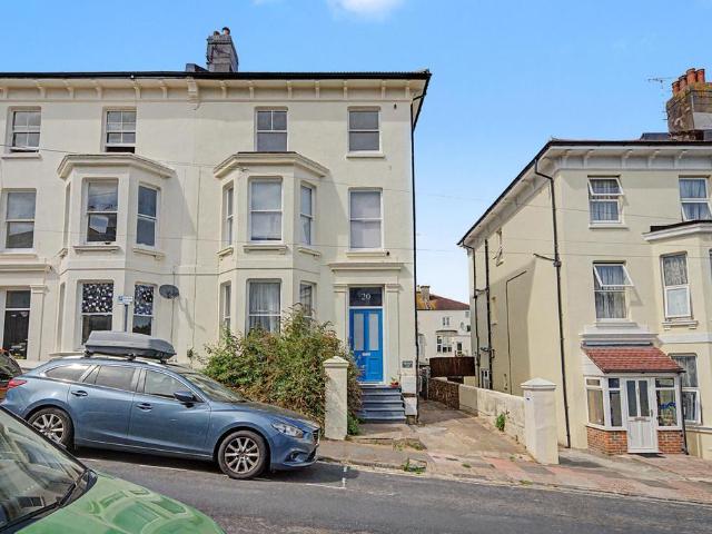 Flat for sale in Brighton & Hove