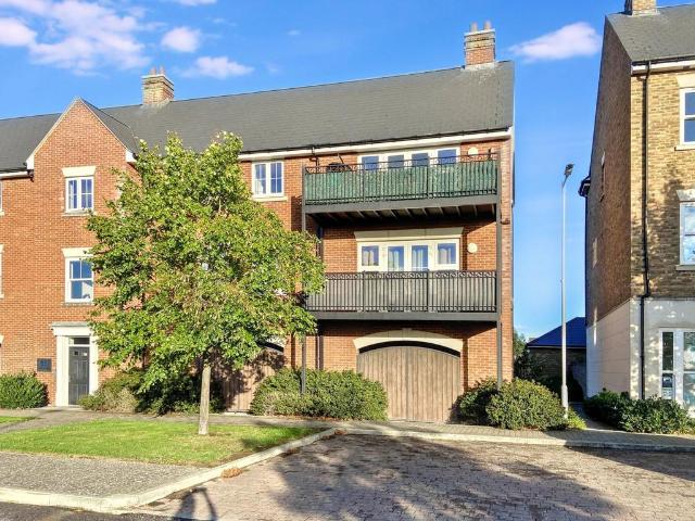 Flat for sale in Cheeseman's Green, Bridgefield