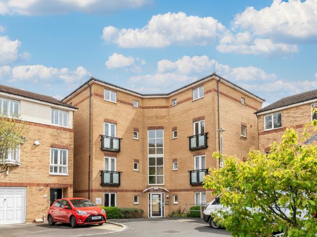 Flat for sale in Woodhill, Portishead