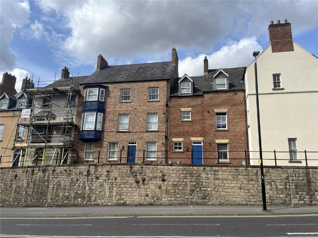 Flat for sale in Durham