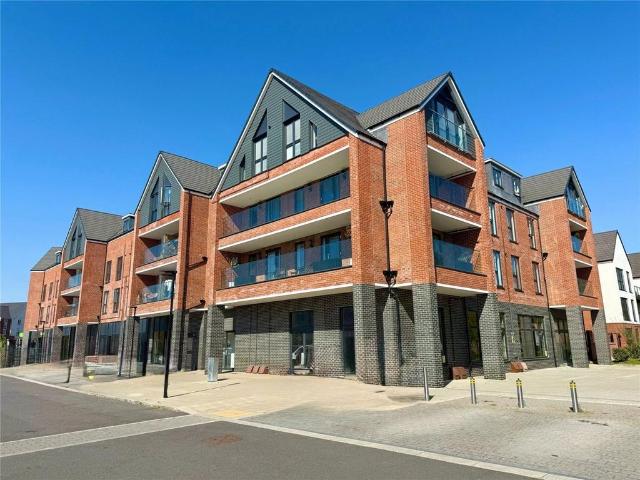 Flat for sale in Wokingham