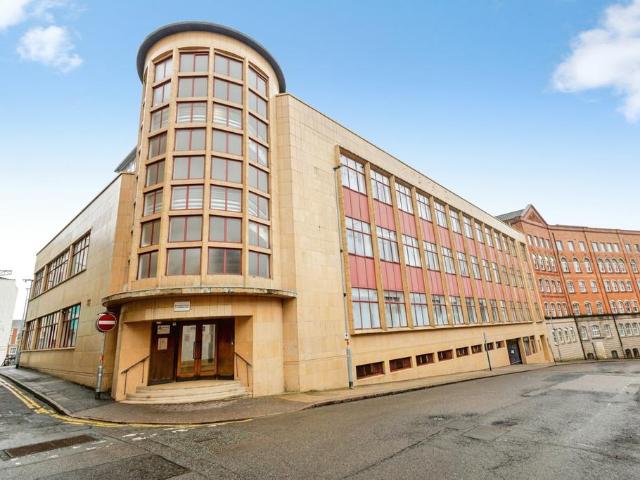 Flat for sale in Semilong, Northampton