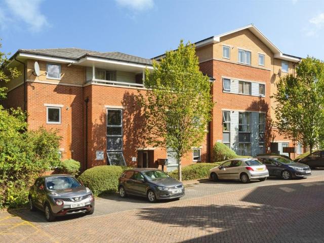 Flat for sale in St James, Sandown Park