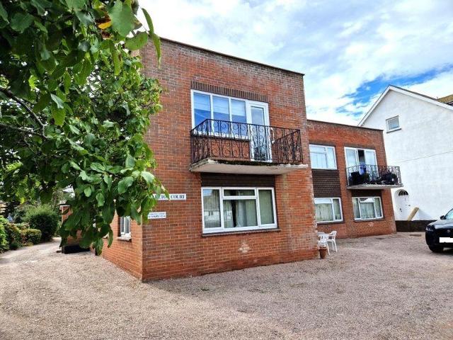 Flat for sale in Budlake, Devon