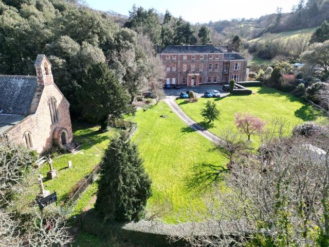 Flat for sale in Haccombe with Combe, Bridford