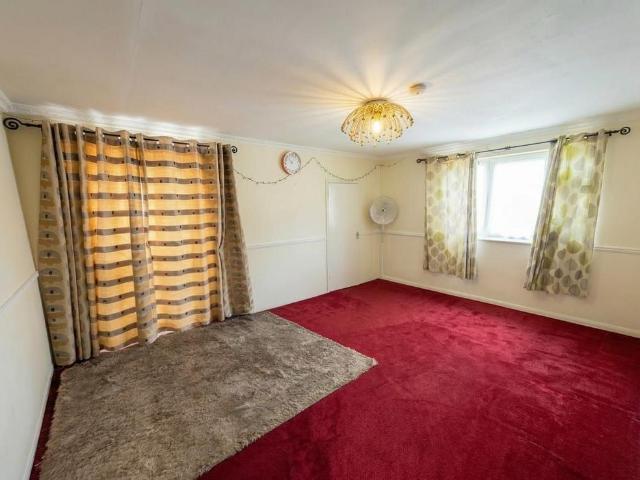 Flat for sale in Greater London