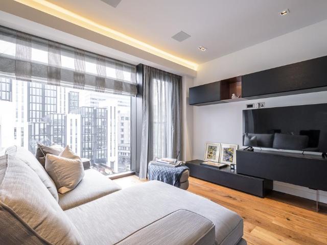 Flat for sale in Lyons, Greater London