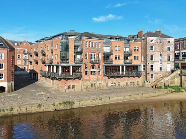 Flat for sale in High Field, York