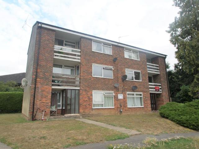 Flat for sale in Barton Stacey, Hampshire