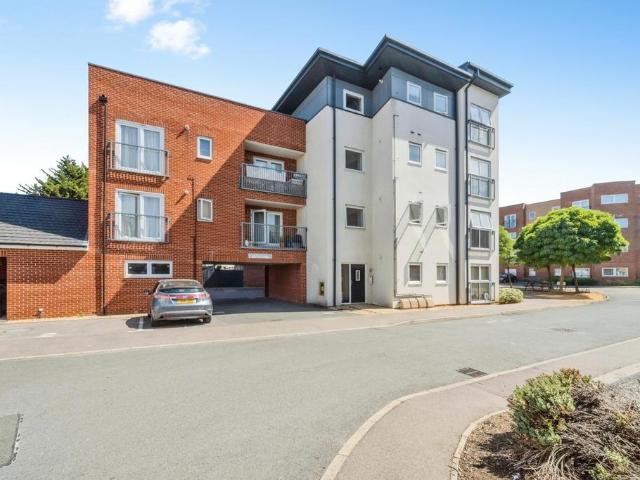 Flat for sale in Bletchley and Fenny Stratford, Bletchley