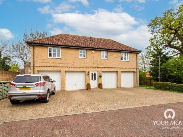 Flat for sale in Redenhall with Harleston, Burgh St Peter