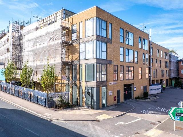 Flat for sale in Midway, Kent