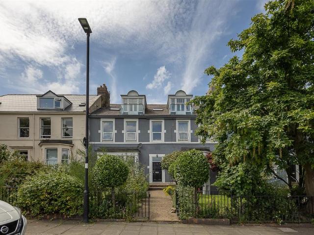 Flat for sale in Spital Tongues, Tyne And Wear