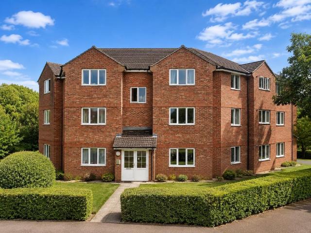 Flat for sale in Welwyn Garden City, Welwyn Hatfield