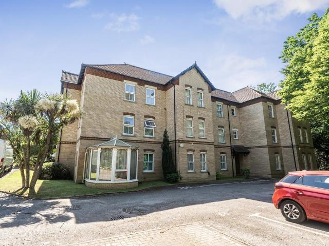 Flat for sale in Midanbury, Isle Of Man
