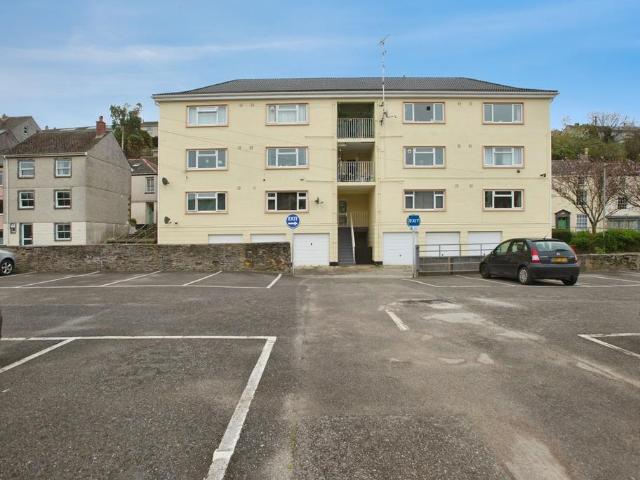 Flat for sale in Mevagissey, Cornwall