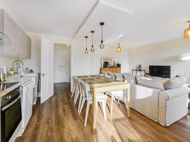 Flat for sale in Pimlico, Isle Of Man