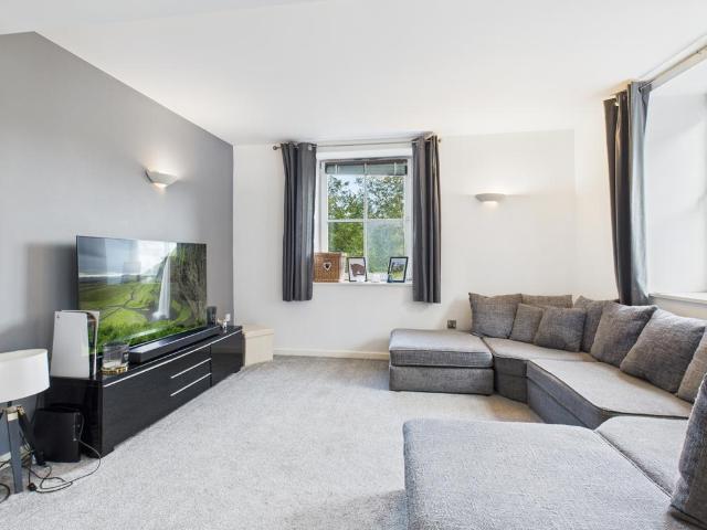 Flat for sale in Cocker Hill, Greenheys