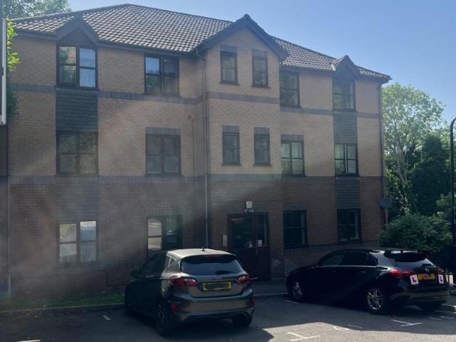 Flat for sale in Shirley Warren, City Of Southampton