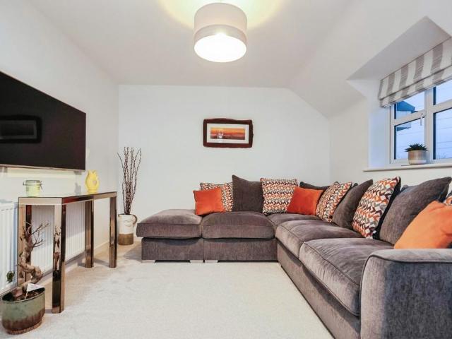 Flat for sale in Stirchley, West Midlands