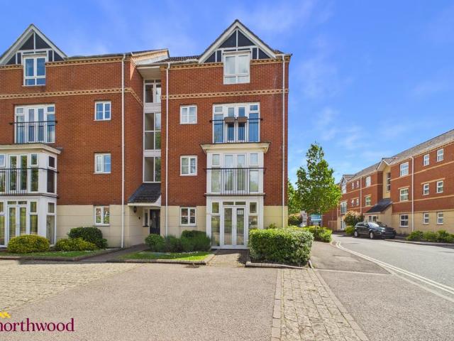 Flat for sale in Evershot, Oxfordshire