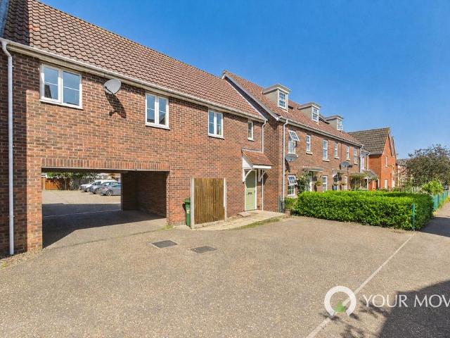 Flat for sale in Redenhall with Harleston, Burgh St Peter