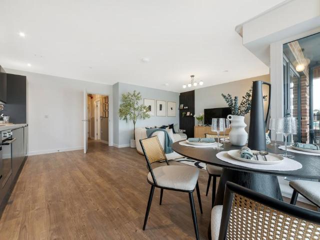 Flat for sale in Kingston Buci, Fishersgate