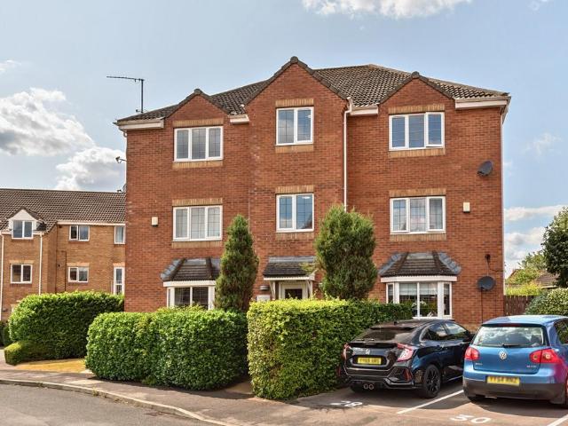 Flat for sale in Woodmansey