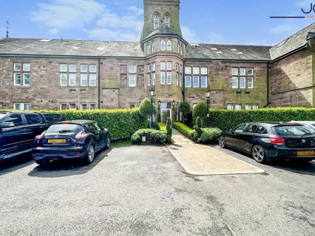 Flat for sale in Bulk, Bare