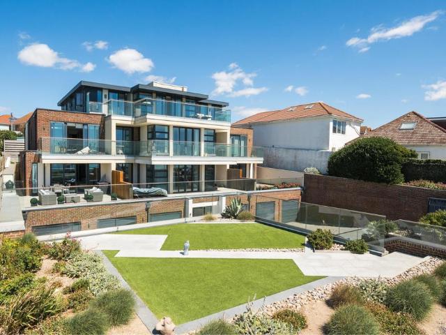 Flat for sale in Rottingdean